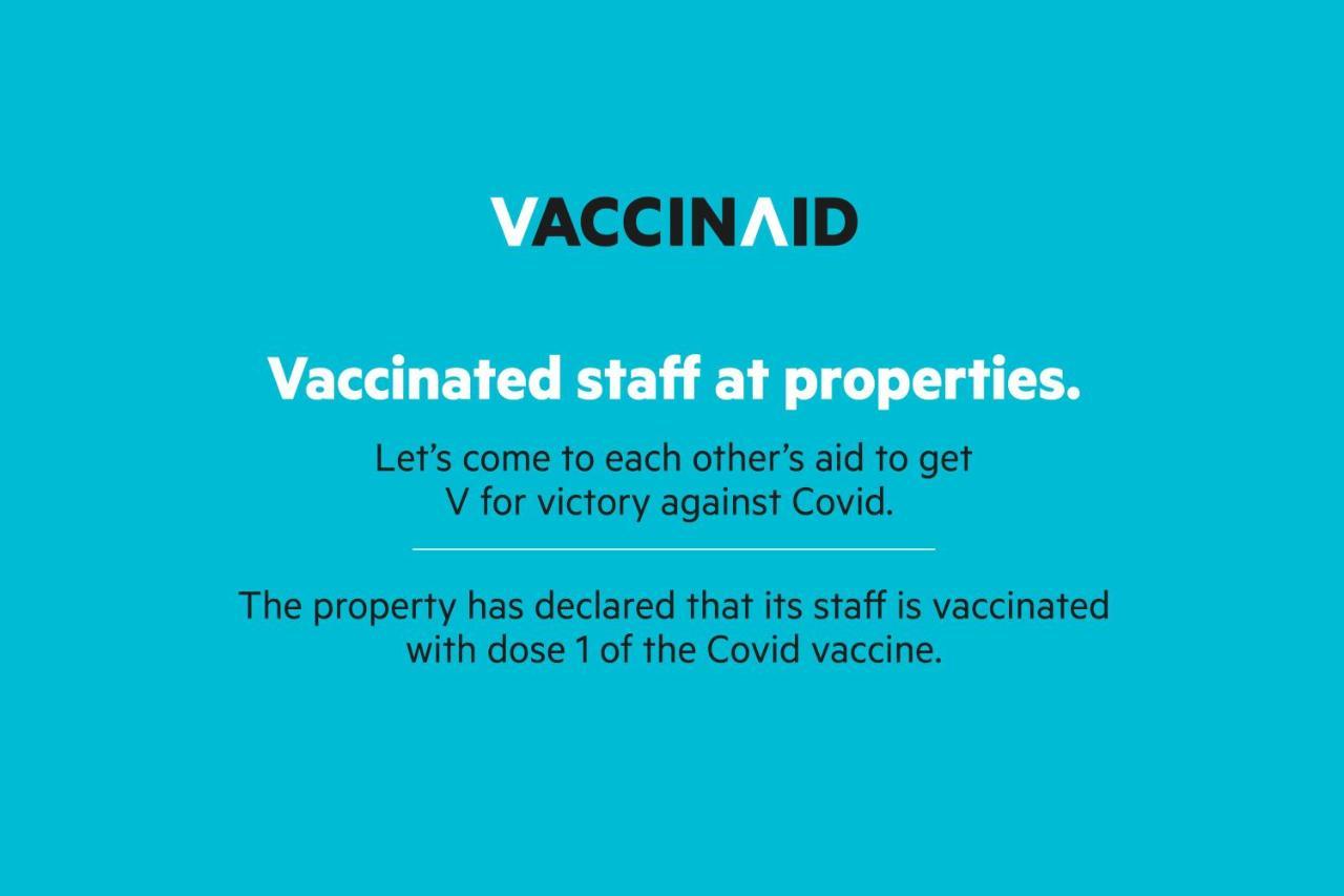 Vaccinated Staff - Capital O 77266 Light House Beach Resort Pangala 외부 사진